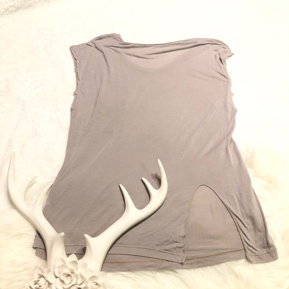 Blue Life Crew Neck Front Pocket Sleeveless Shirt - Picture 7 of 10